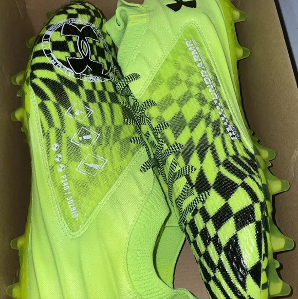 Under Armour Blur Smoke 2.0 MC LE AA Cleats Lime Surge 3026333-300 Size 16 - Picture 6 of 6